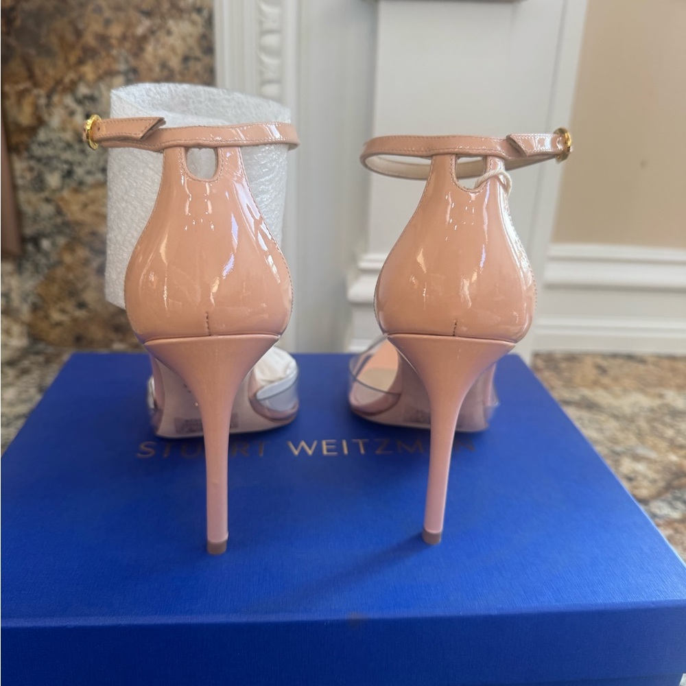 Stuart Weitzman Nude and Clear Heels - Picture 5 of 5